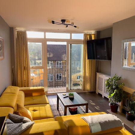 Beautiful 3-Bed Apartment At Swiss Cottage Londra Dış mekan fotoğraf