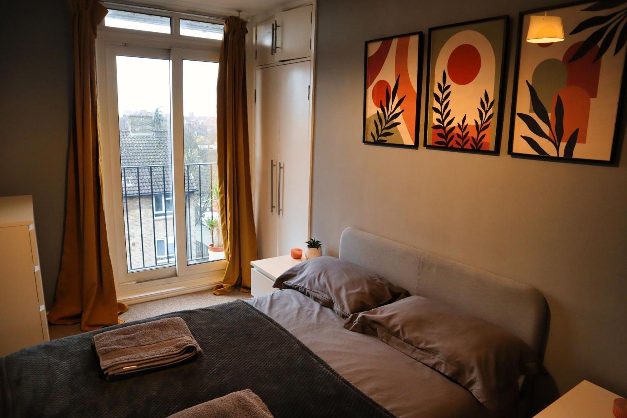Beautiful 3-Bed Apartment At Swiss Cottage Londra Dış mekan fotoğraf