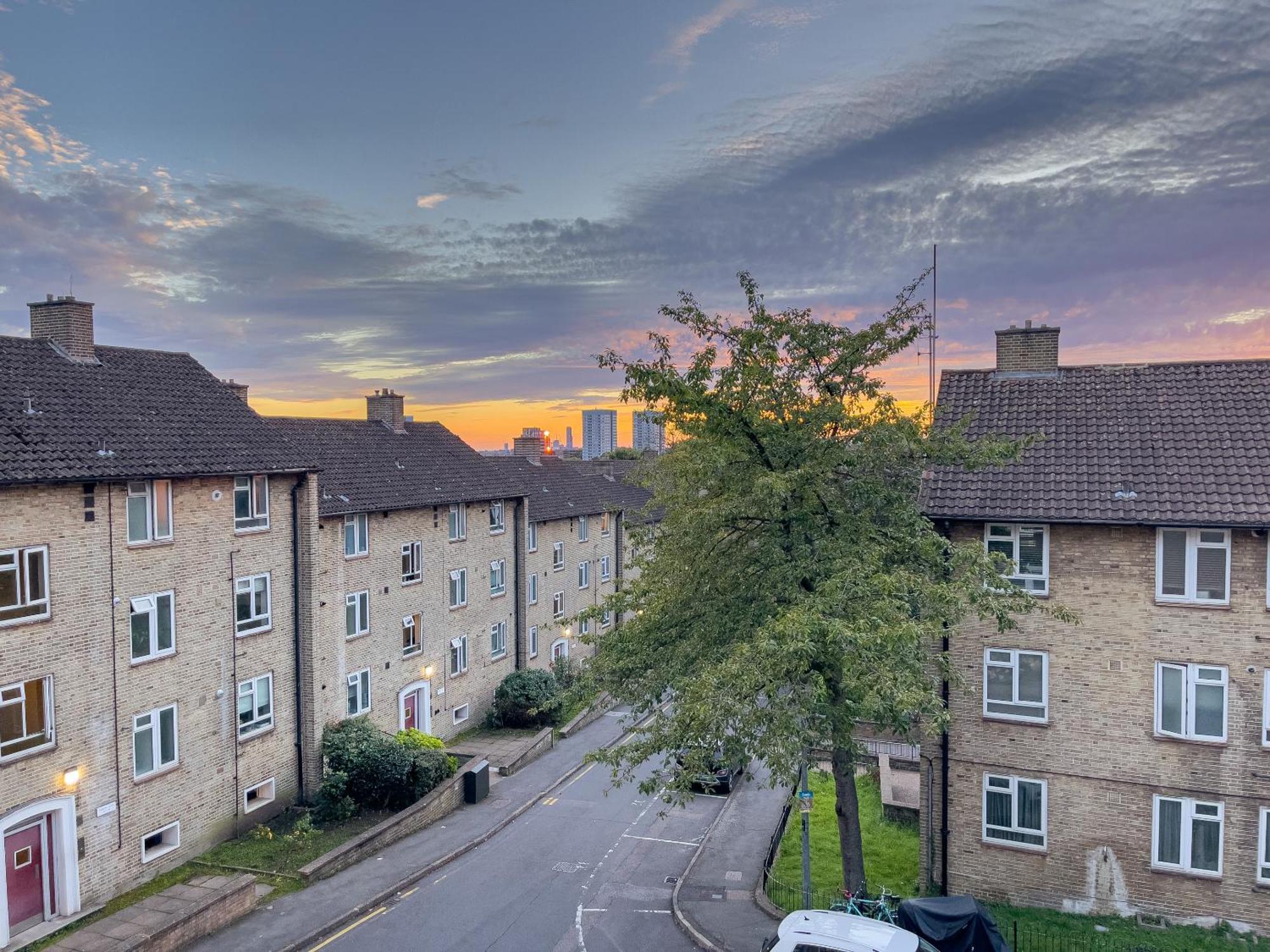 Beautiful 3-Bed Apartment At Swiss Cottage Londra Dış mekan fotoğraf